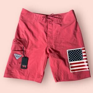 Columbia PFG Men Size 30 Coral American Flag Board Shorts Swim Pocket Fishing
